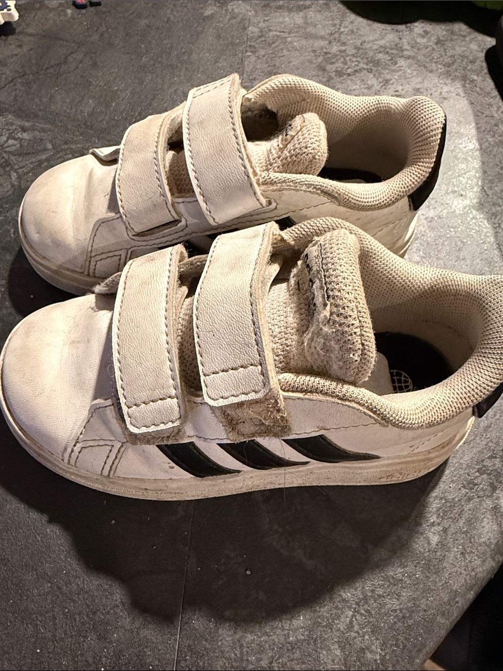 adidas Kids White Velcro Sneakers with navy Stripes